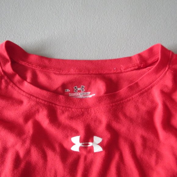 Red Under Armour Top Size XL - Picture 2 of 6